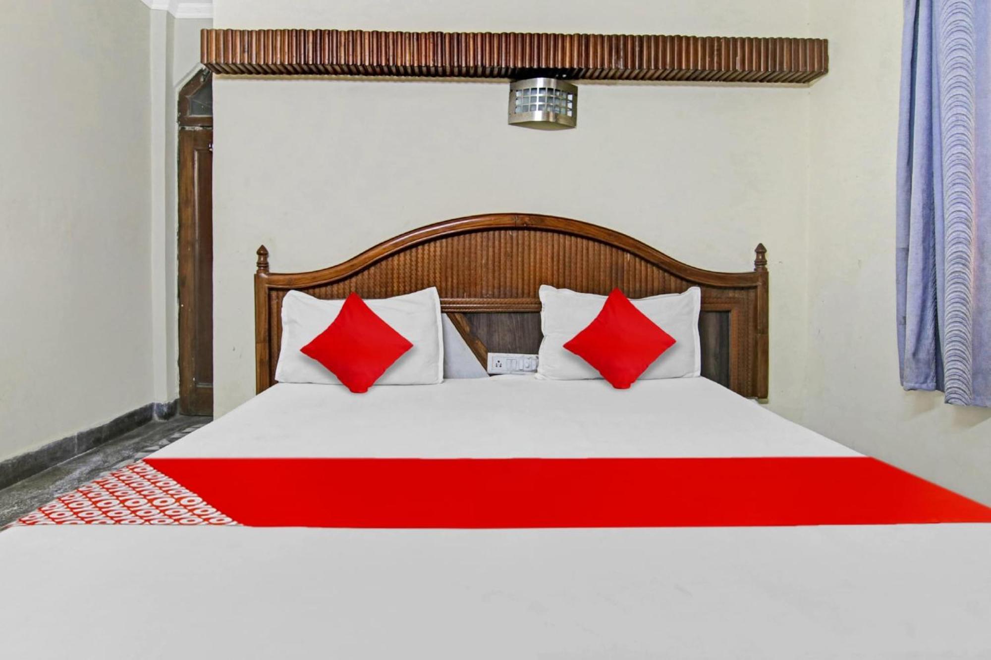 Hotel O Rak International New Delhi Luaran gambar
