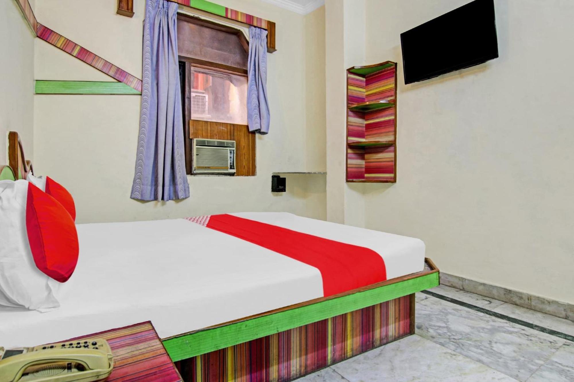 Hotel O Rak International New Delhi Luaran gambar